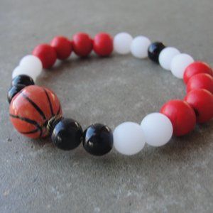 Handmade Chicago Bulls basketball beaded stretch bracelet